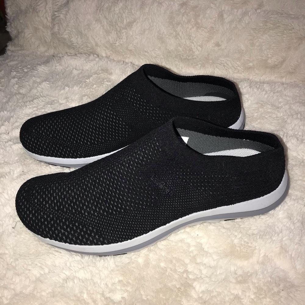 L.L.Bean women slides